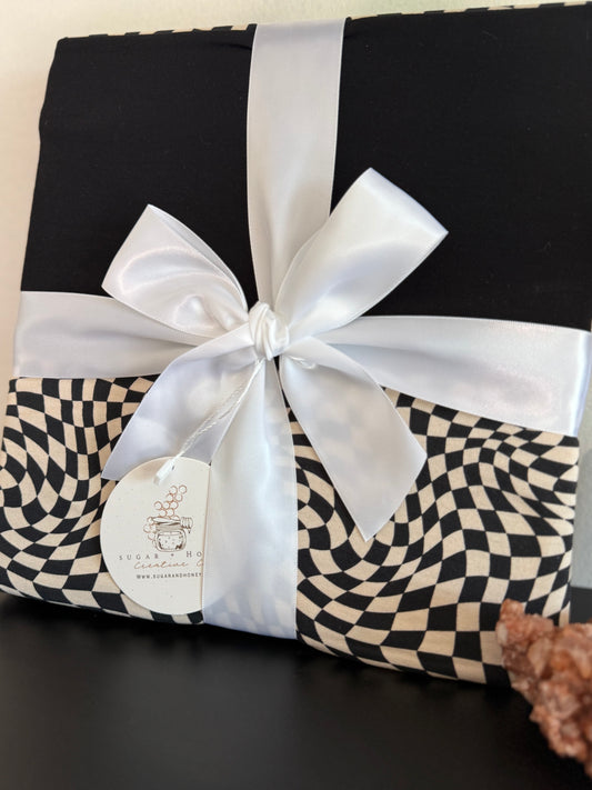 Wavy Daze Bamboo Blanket