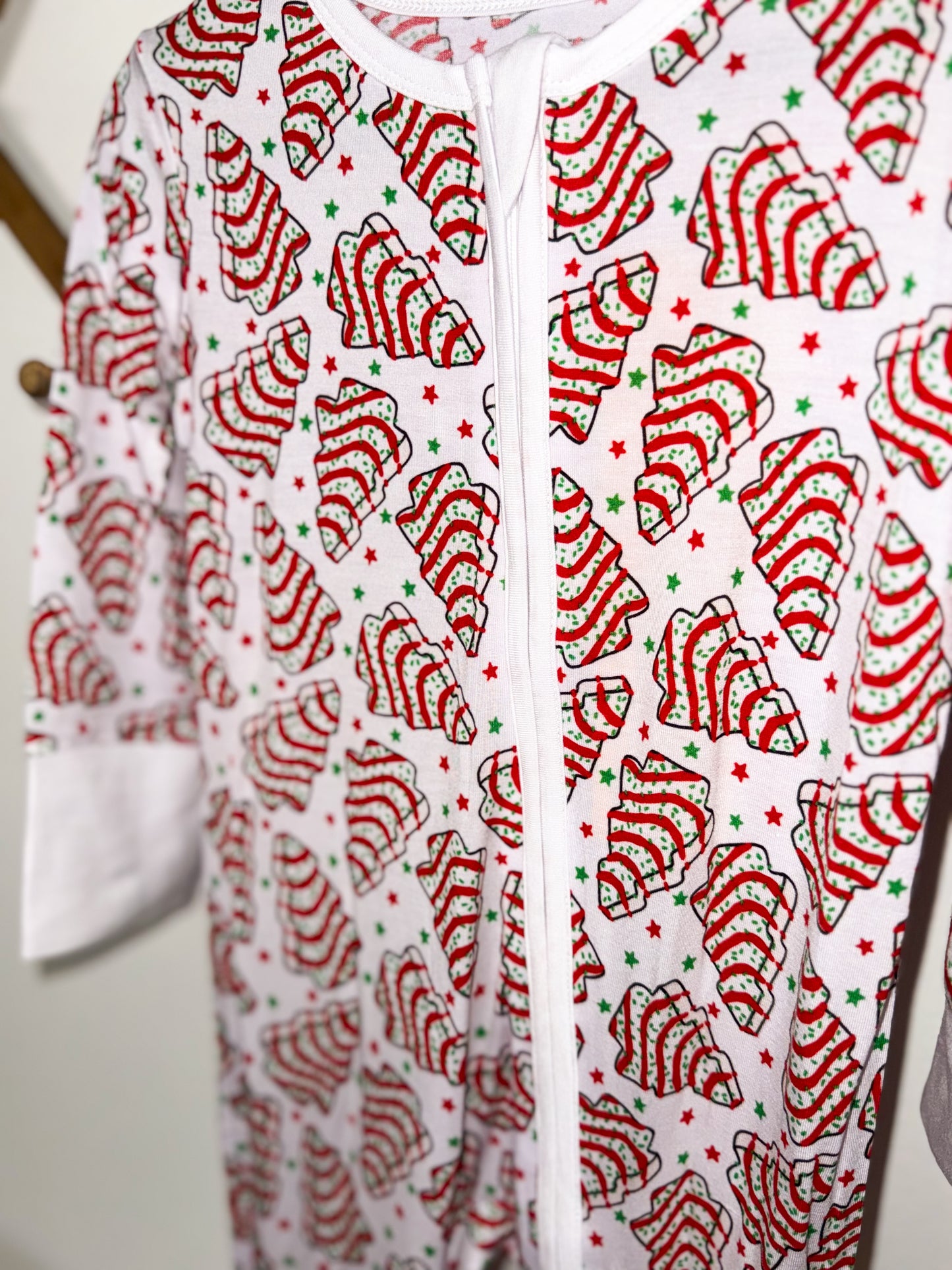 Christmas Tree Cakes Sleeper