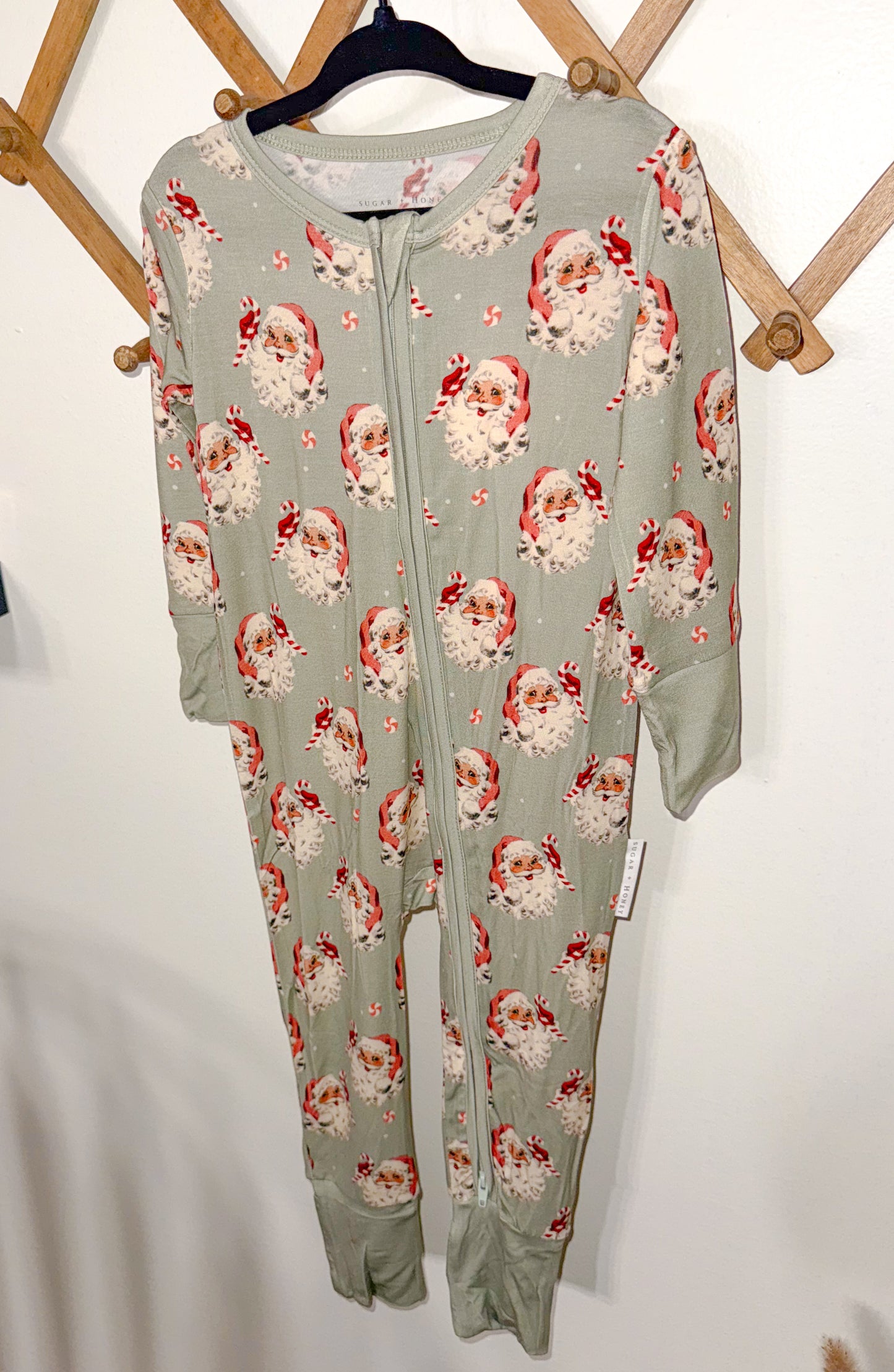 Vintage Peppermint Santa Sleeper