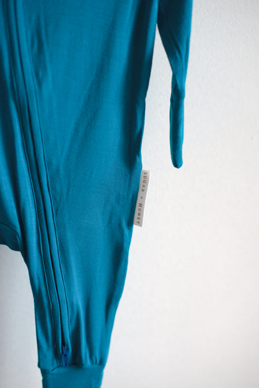 Peacock Bamboo Sleeper